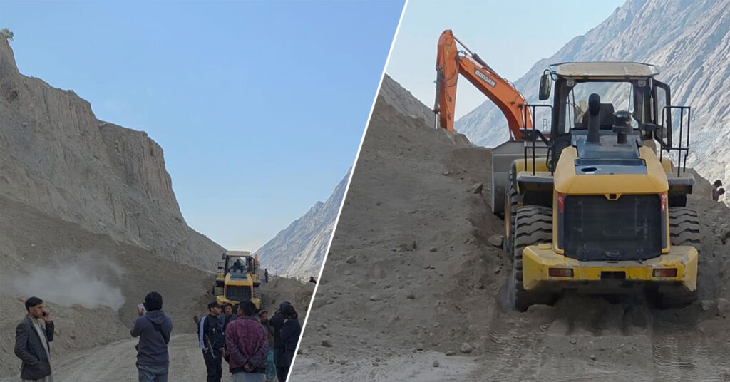 گلگت بلتستان میں شاہراہ قراقرم پر لینڈ سلائیڈنگ کے بعد ملبے تلے دبی گاڑیاں، موسمیاتی تبدیلی سے پہاڑوں کی کمزور ہوتی ساخت