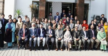 پاکستان میں بڑھتی گرمی کا بحران خوراک، مویشی اور عوامی صحت کو متاثر کر رہا ہے، شدید گرمی زرعی پیداوار اور روزگار میں کمی کا باعث بن رہی ہے۔