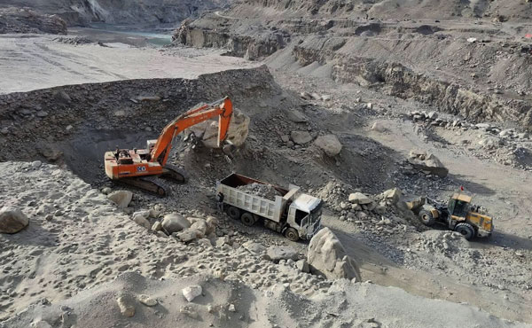Gold mining search increases environmental pollution, Indus River begins to suffocate.
