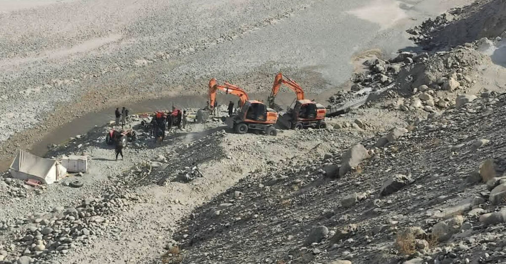 Gold mining search increases environmental pollution, Indus River begins to suffocate.