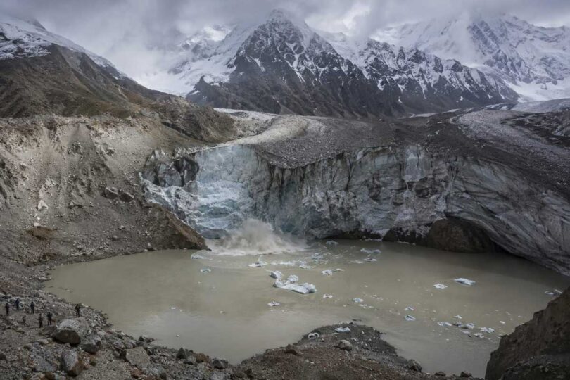 GLOF alert issued in northern Pakistan, risk of flash floods increases